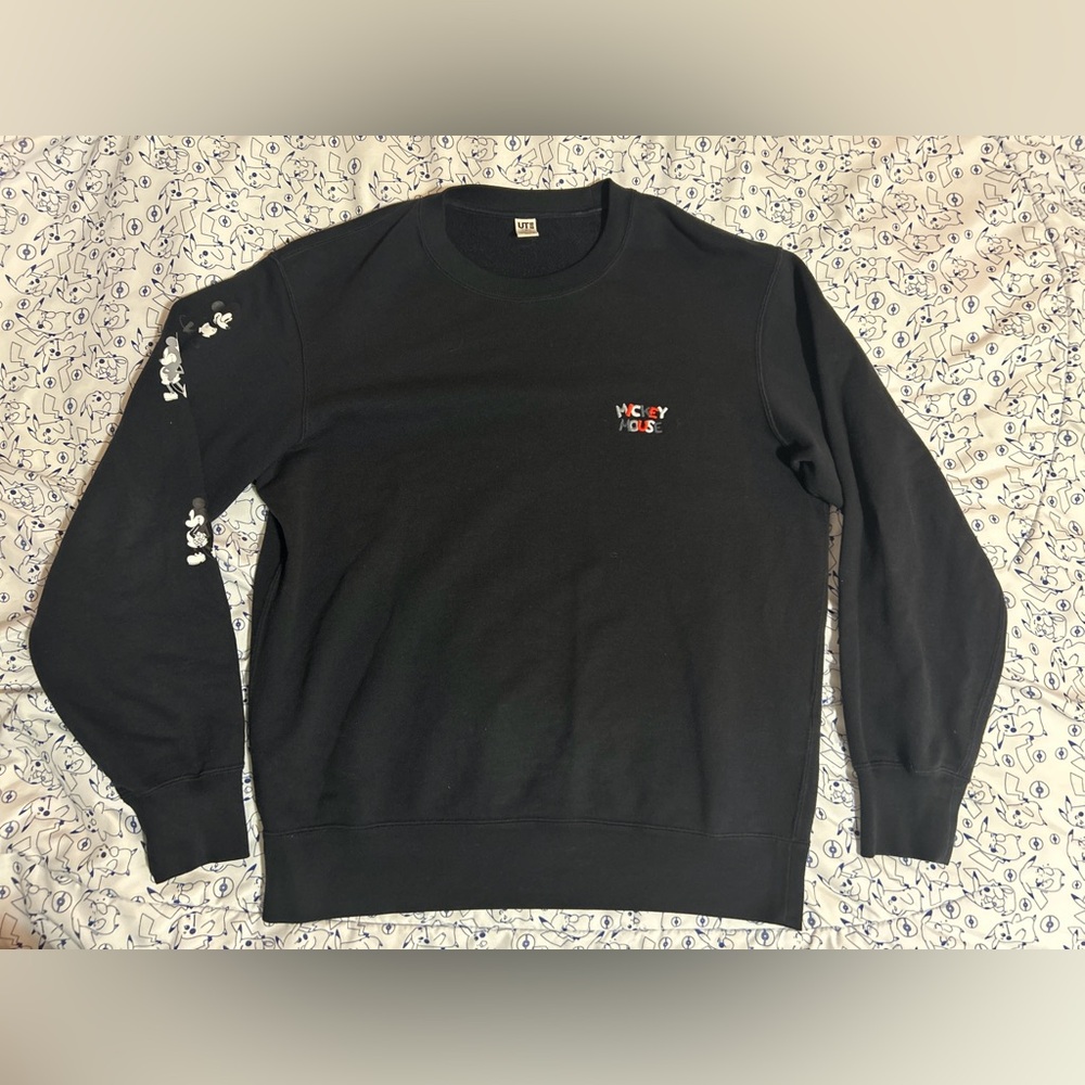 Uniqlo Men’s Mickey Mouse Disney Crewneck Sweater